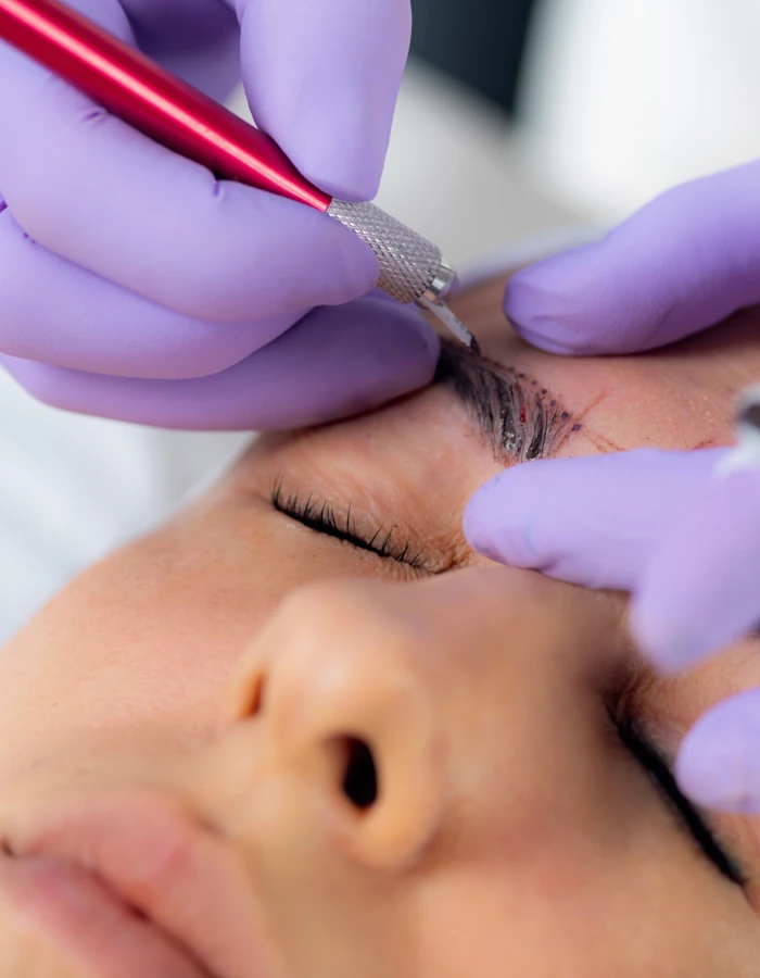 Wie lange hält Microblading