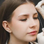 beste Jahreszeit für Permanent Make-up und Microblading