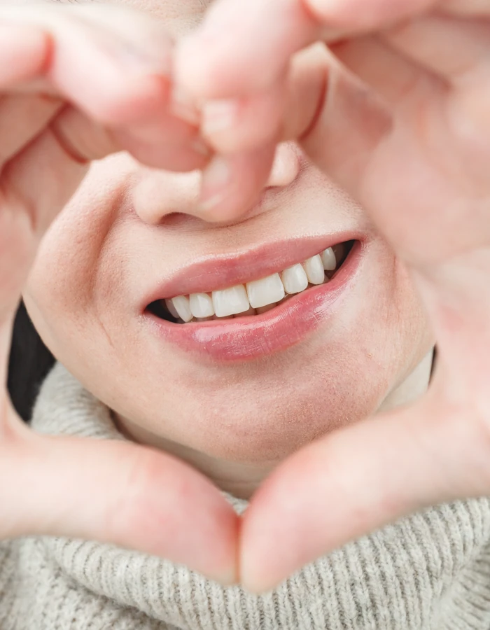 Permanent Make-up zur Korrektur asymmetrischer Lippen